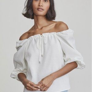 Elizabeth and James puff sleeve blouse szL